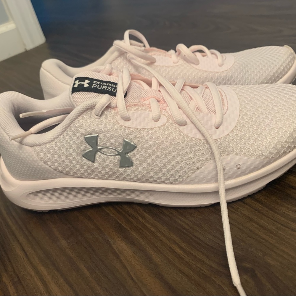 Under Armour Charged Pursuit 3 VM   Womens's 9.  Rose/Pink, NWB
